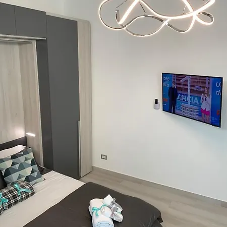 Flat Terry In Napoli