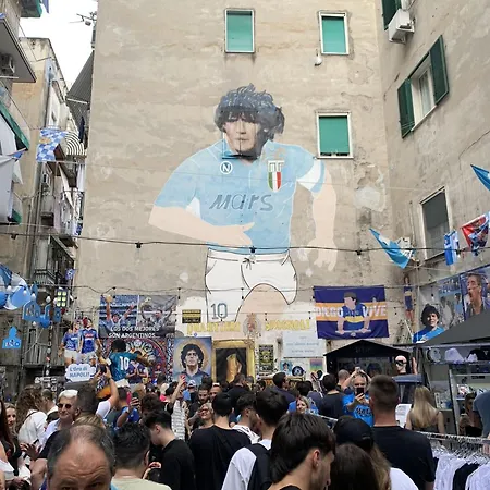 Flat Terry In Napoli דירה ארקולאנו